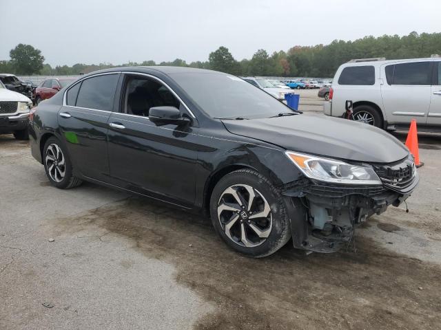 Photo 3 VIN: 1HGCR2F88GA046581 - HONDA ACCORD 