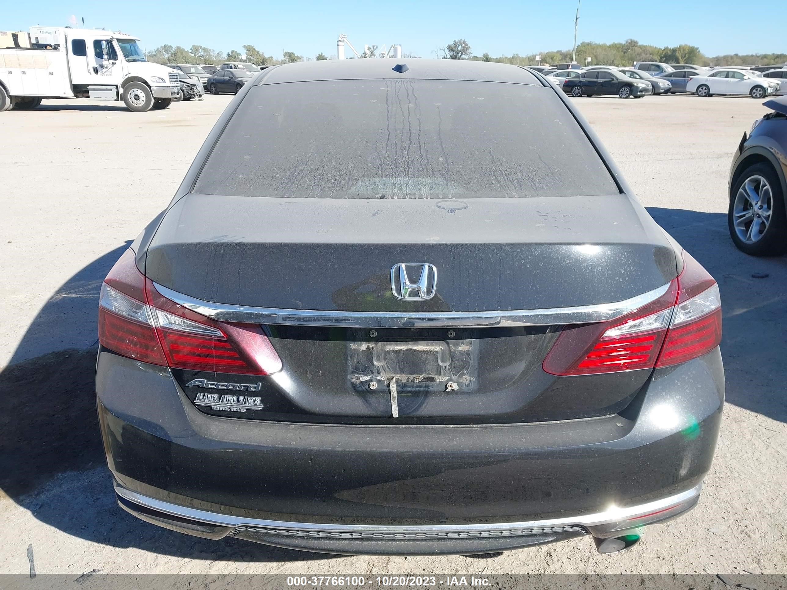 Photo 15 VIN: 1HGCR2F88GA101224 - HONDA ACCORD 