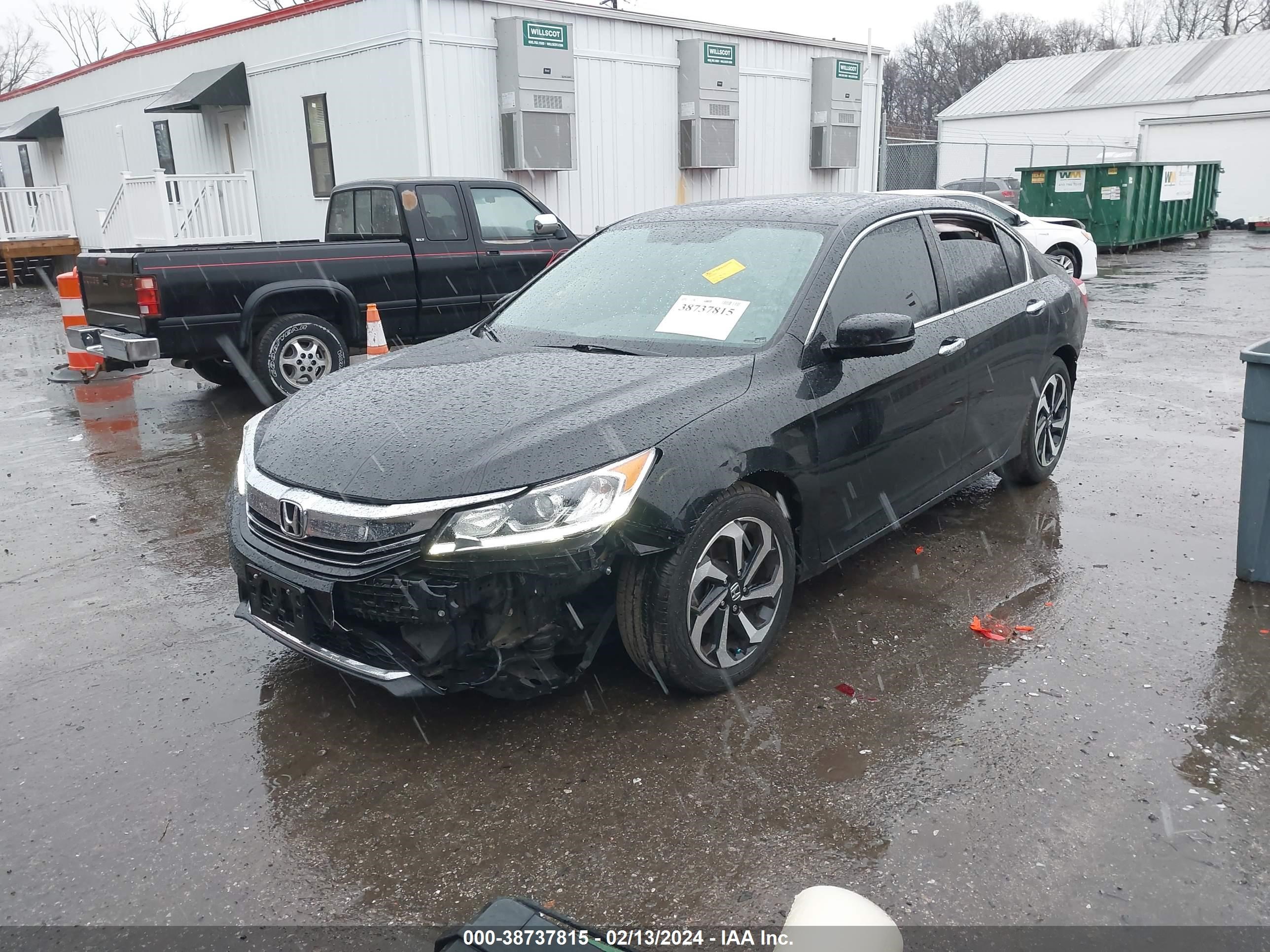 Photo 1 VIN: 1HGCR2F88GA107492 - HONDA ACCORD 