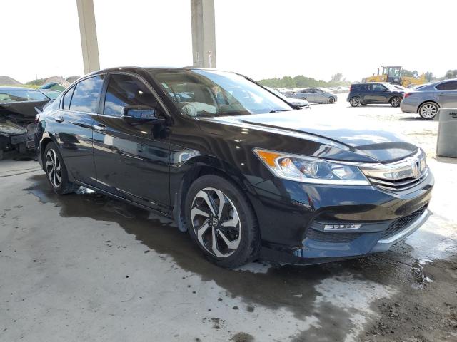 Photo 3 VIN: 1HGCR2F88GA186775 - HONDA ACCORD 