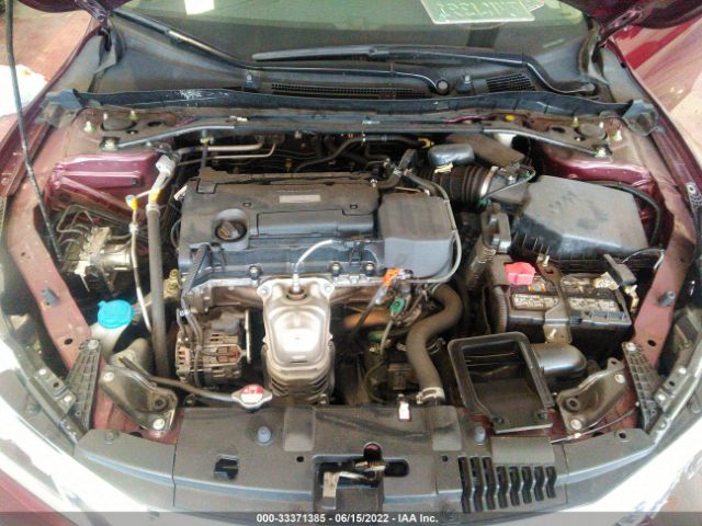 Photo 9 VIN: 1HGCR2F88HA063012 - HONDA ACCORD SEDAN 