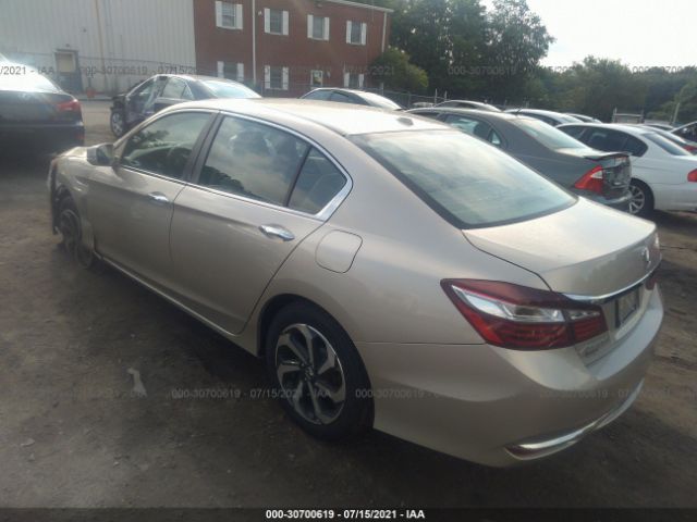 Photo 2 VIN: 1HGCR2F88HA182940 - HONDA ACCORD SEDAN 