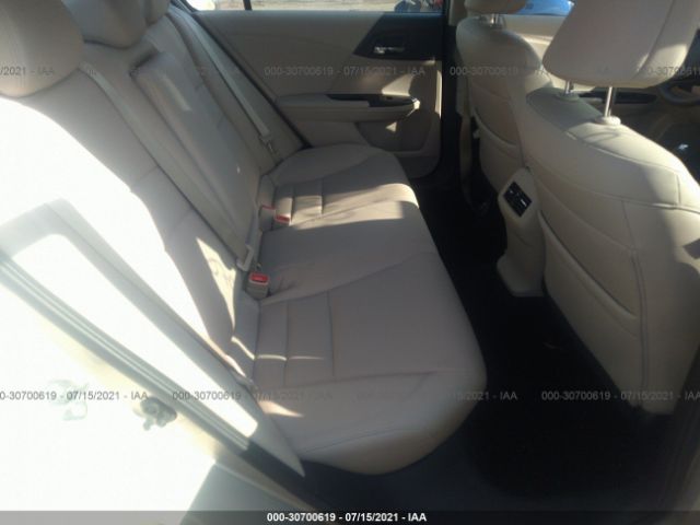 Photo 7 VIN: 1HGCR2F88HA182940 - HONDA ACCORD SEDAN 