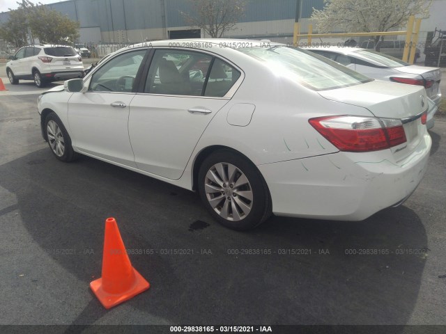 Photo 2 VIN: 1HGCR2F89DA053809 - HONDA ACCORD SDN 