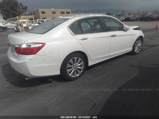 Photo 3 VIN: 1HGCR2F89DA053809 - HONDA ACCORD SDN 