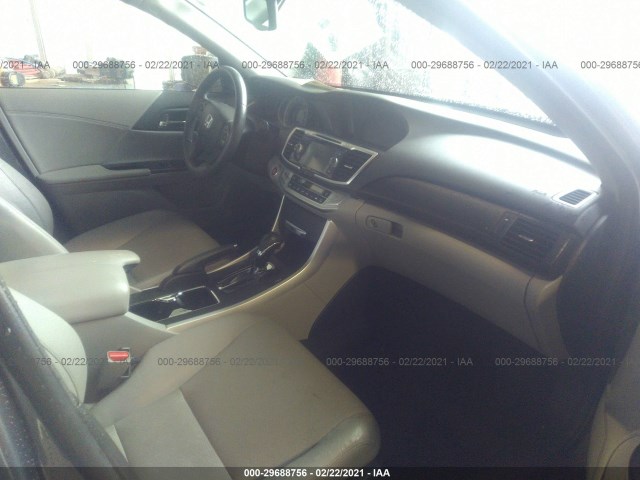 Photo 4 VIN: 1HGCR2F89DA106430 - HONDA ACCORD SDN 