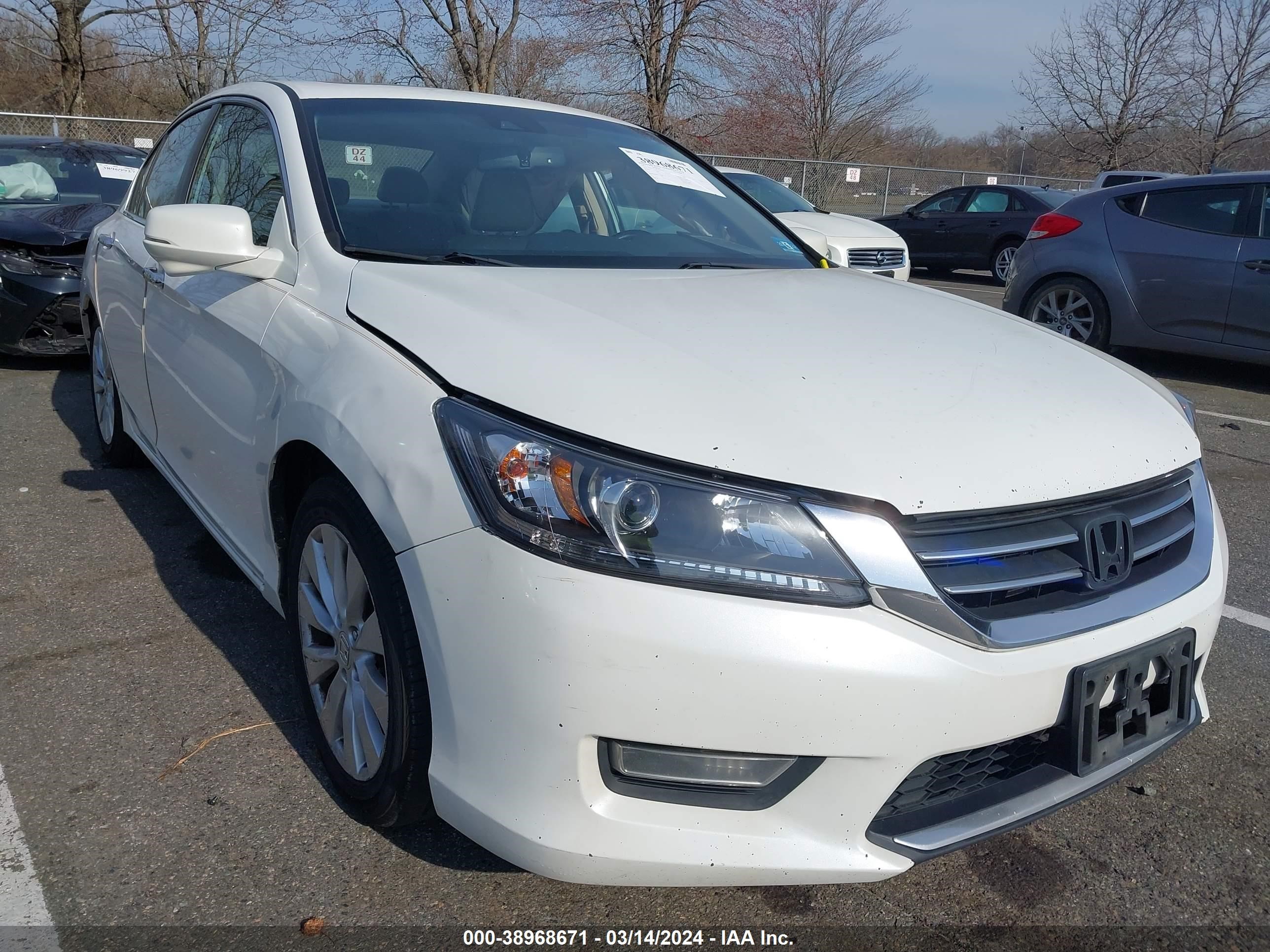 Photo 0 VIN: 1HGCR2F89DA192239 - HONDA ACCORD 