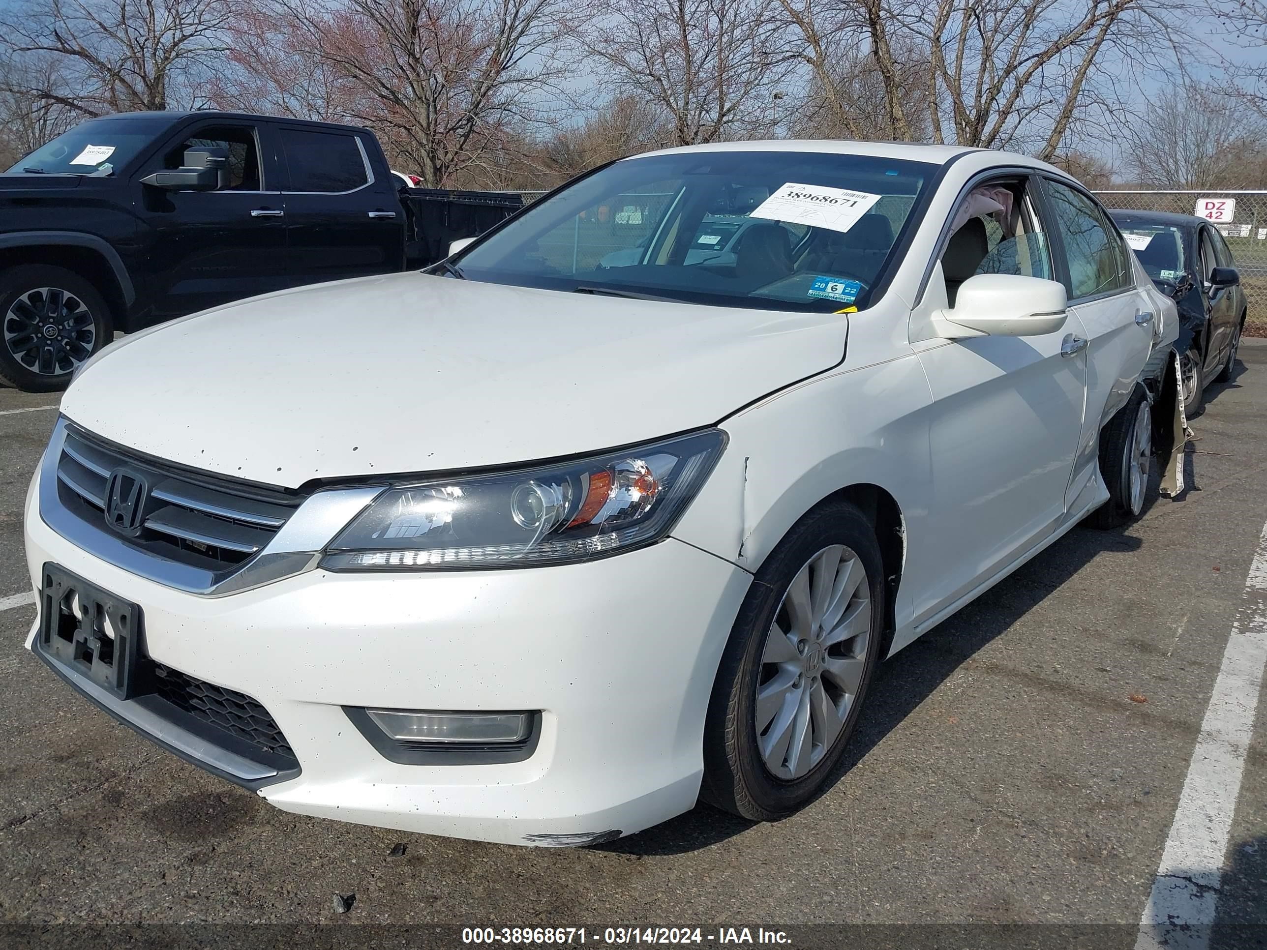 Photo 1 VIN: 1HGCR2F89DA192239 - HONDA ACCORD 