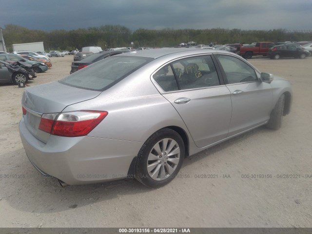 Photo 3 VIN: 1HGCR2F89DA240757 - HONDA ACCORD SDN 