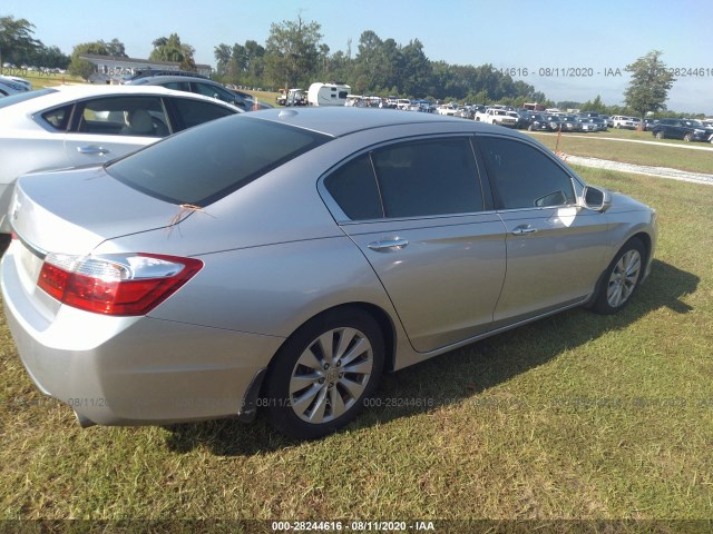 Photo 3 VIN: 1HGCR2F89EA032668 - HONDA ACCORD SEDAN 