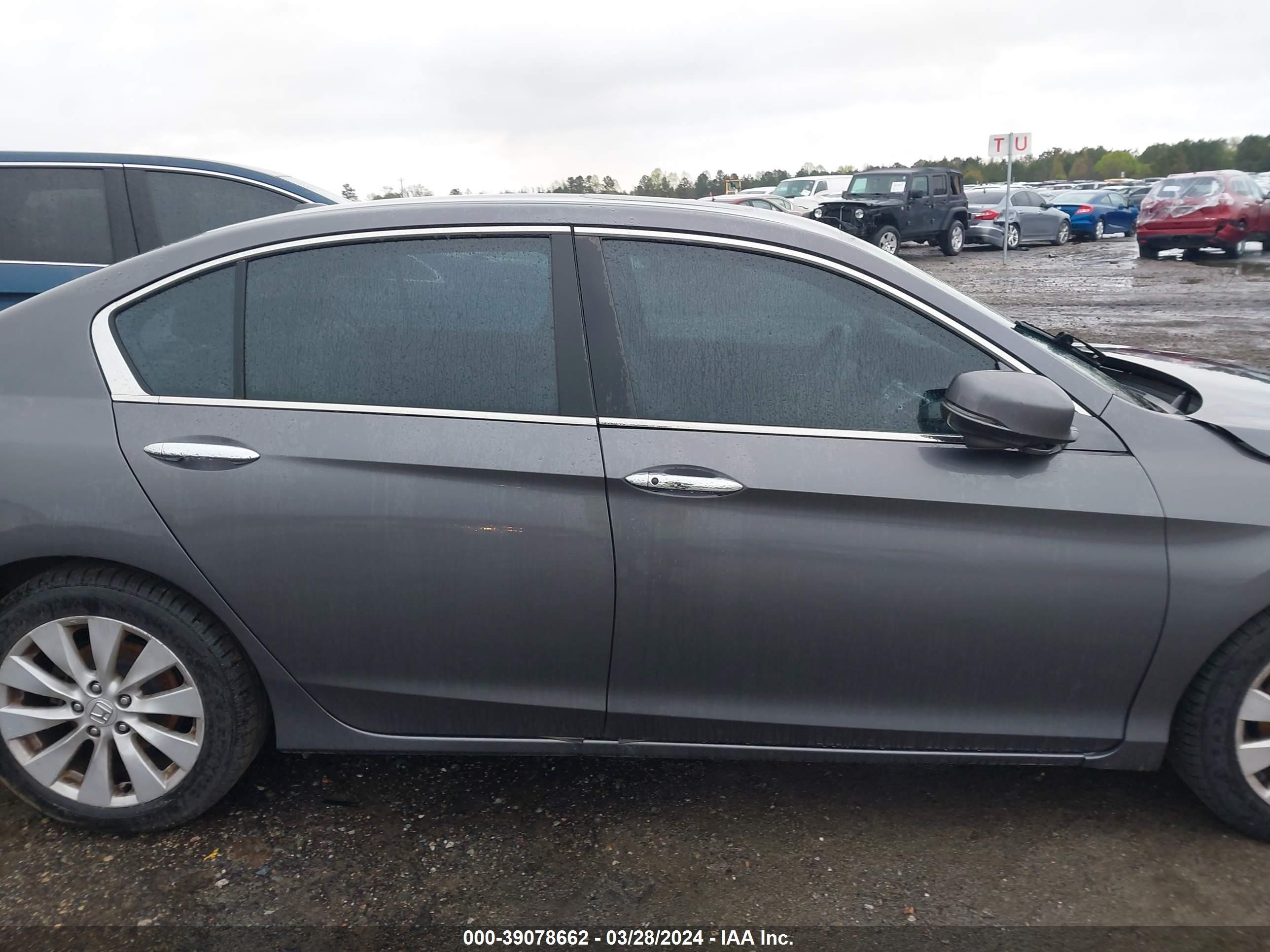 Photo 12 VIN: 1HGCR2F89EA301395 - HONDA ACCORD 