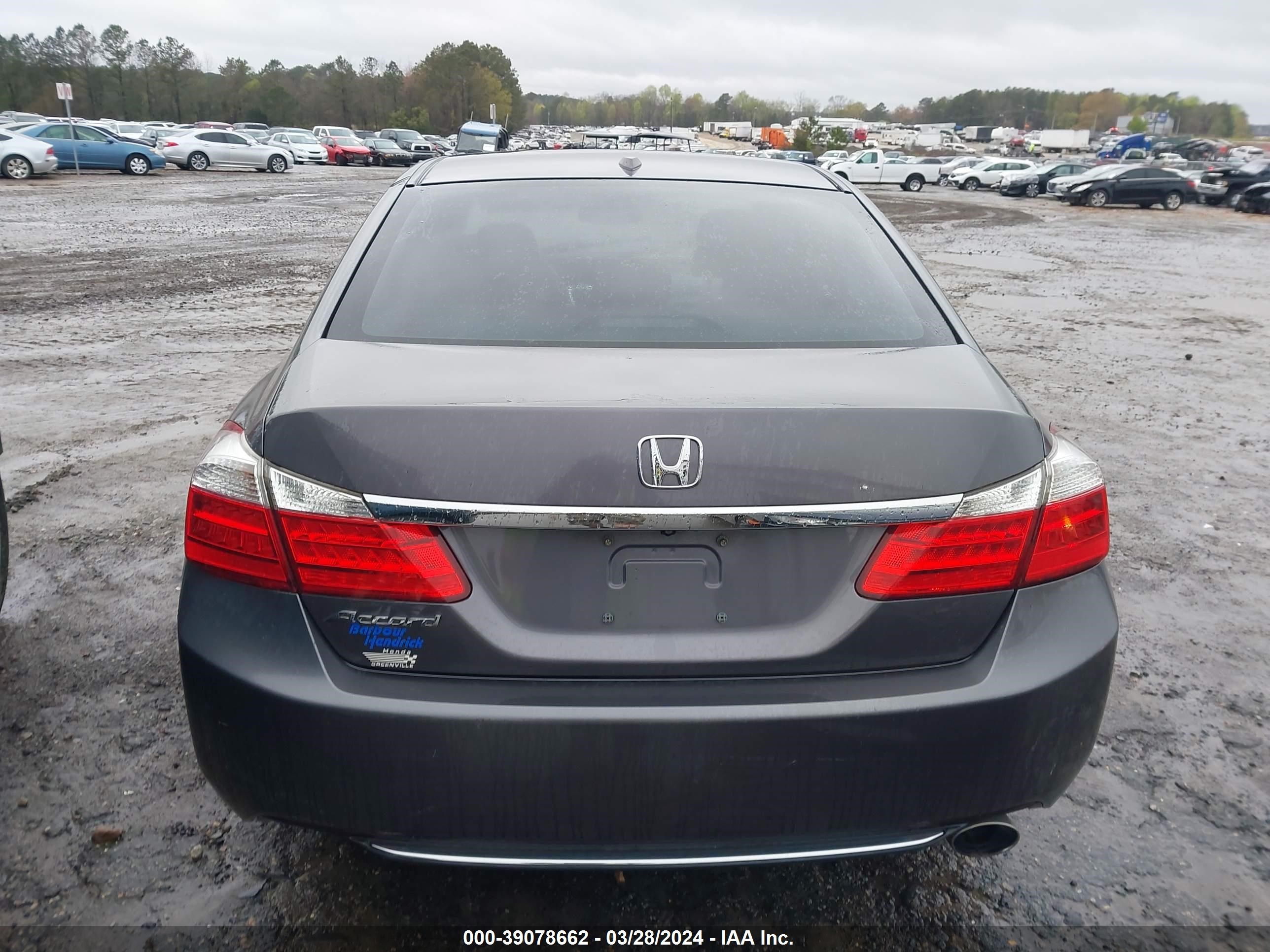 Photo 15 VIN: 1HGCR2F89EA301395 - HONDA ACCORD 