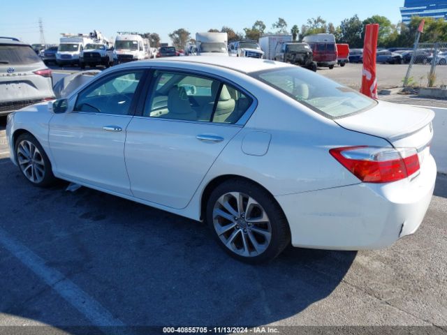 Photo 2 VIN: 1HGCR2F89FA038536 - HONDA ACCORD 