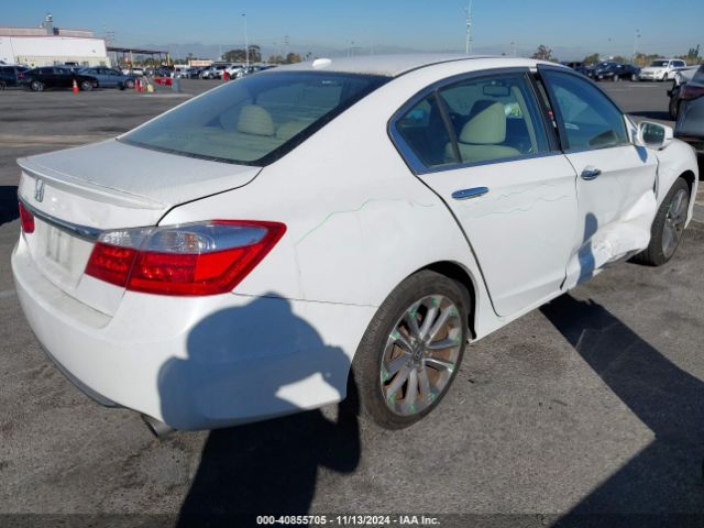 Photo 3 VIN: 1HGCR2F89FA038536 - HONDA ACCORD 