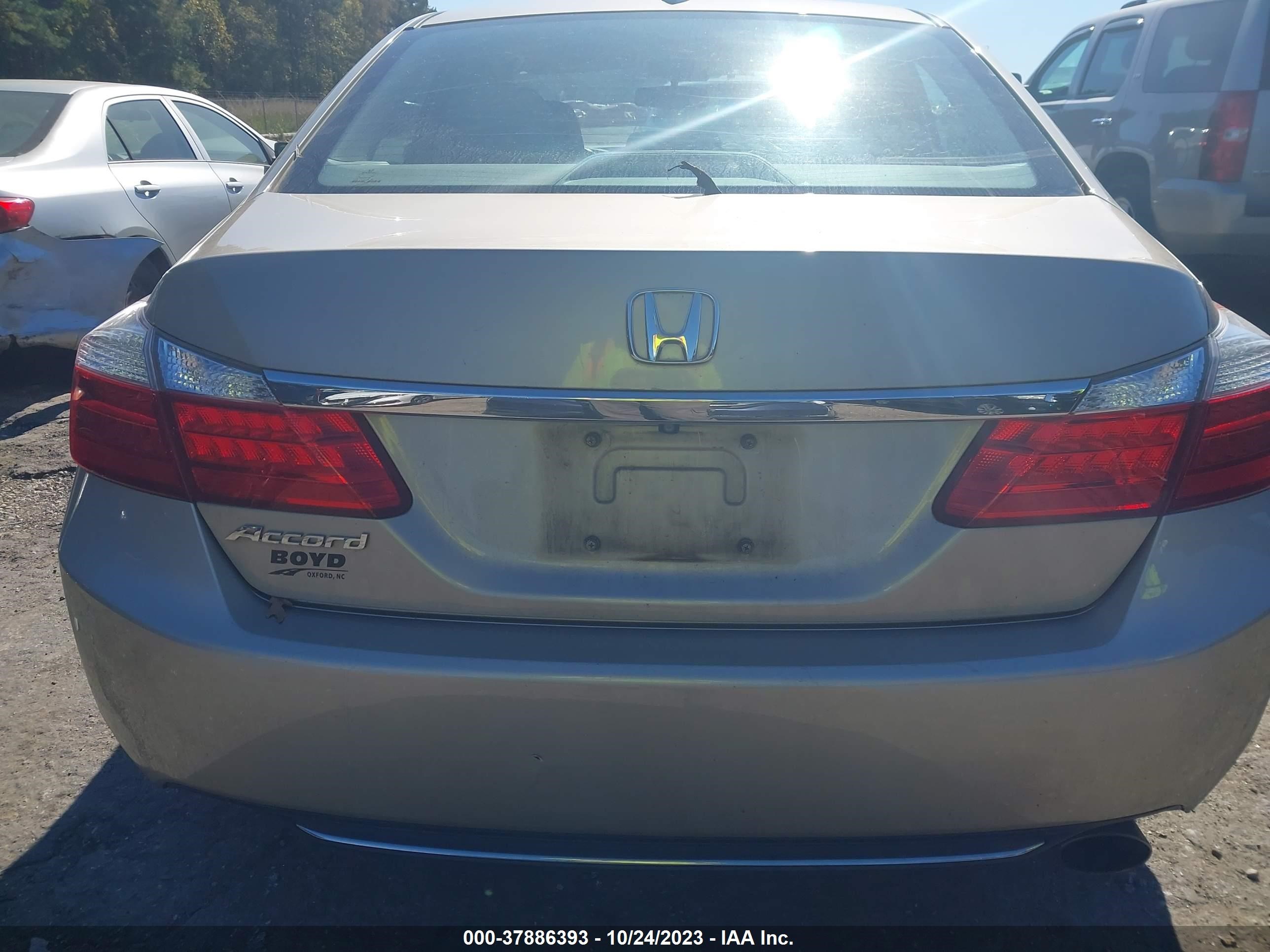 Photo 15 VIN: 1HGCR2F89FA077210 - HONDA ACCORD 