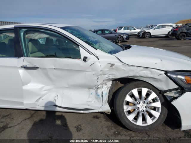 Photo 5 VIN: 1HGCR2F89FA122355 - HONDA ACCORD 