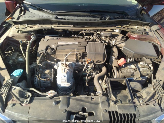 Photo 9 VIN: 1HGCR2F89FA122811 - HONDA ACCORD SEDAN 