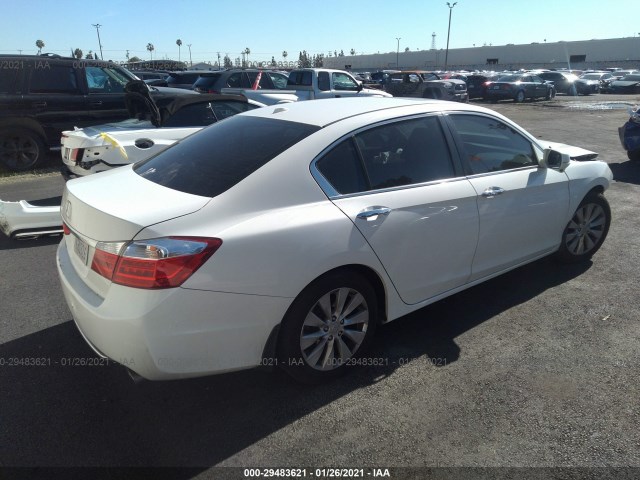 Photo 3 VIN: 1HGCR2F89FA131749 - HONDA ACCORD SEDAN 