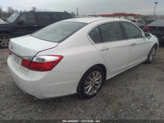 Photo 3 VIN: 1HGCR2F89FA244116 - HONDA ACCORD SEDAN 