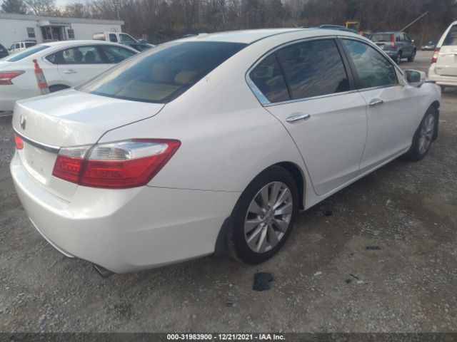 Photo 3 VIN: 1HGCR2F89FA258551 - HONDA ACCORD SEDAN 