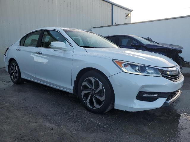 Photo 3 VIN: 1HGCR2F89GA045424 - HONDA ACCORD EXL 