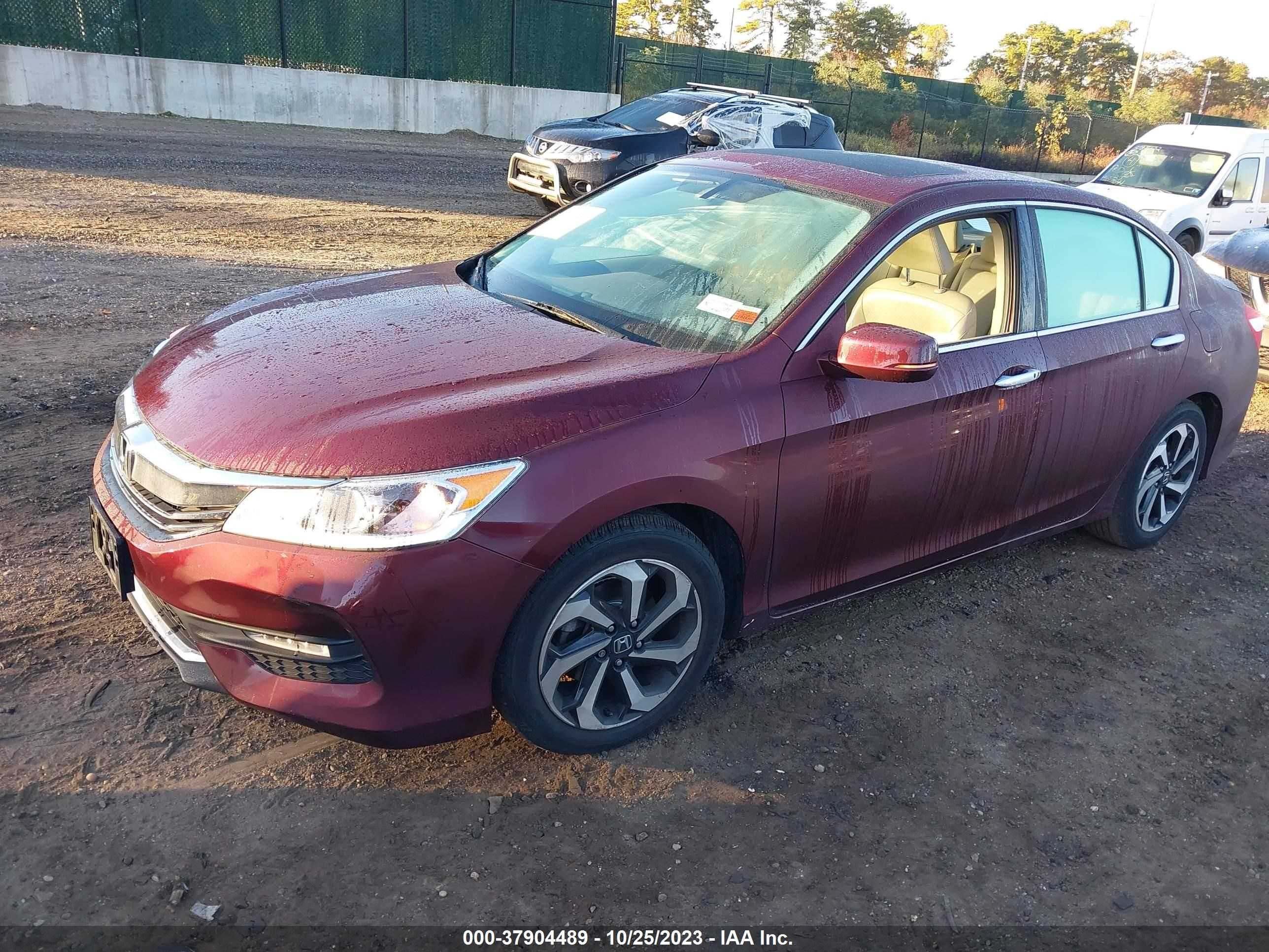 Photo 1 VIN: 1HGCR2F89GA151162 - HONDA ACCORD 