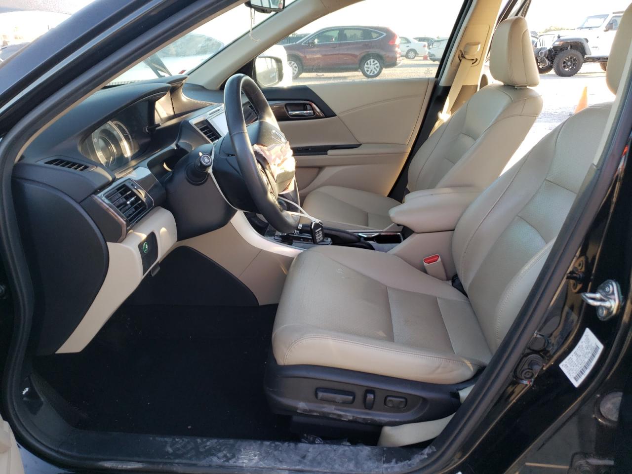 Photo 6 VIN: 1HGCR2F89GA243856 - HONDA ACCORD 