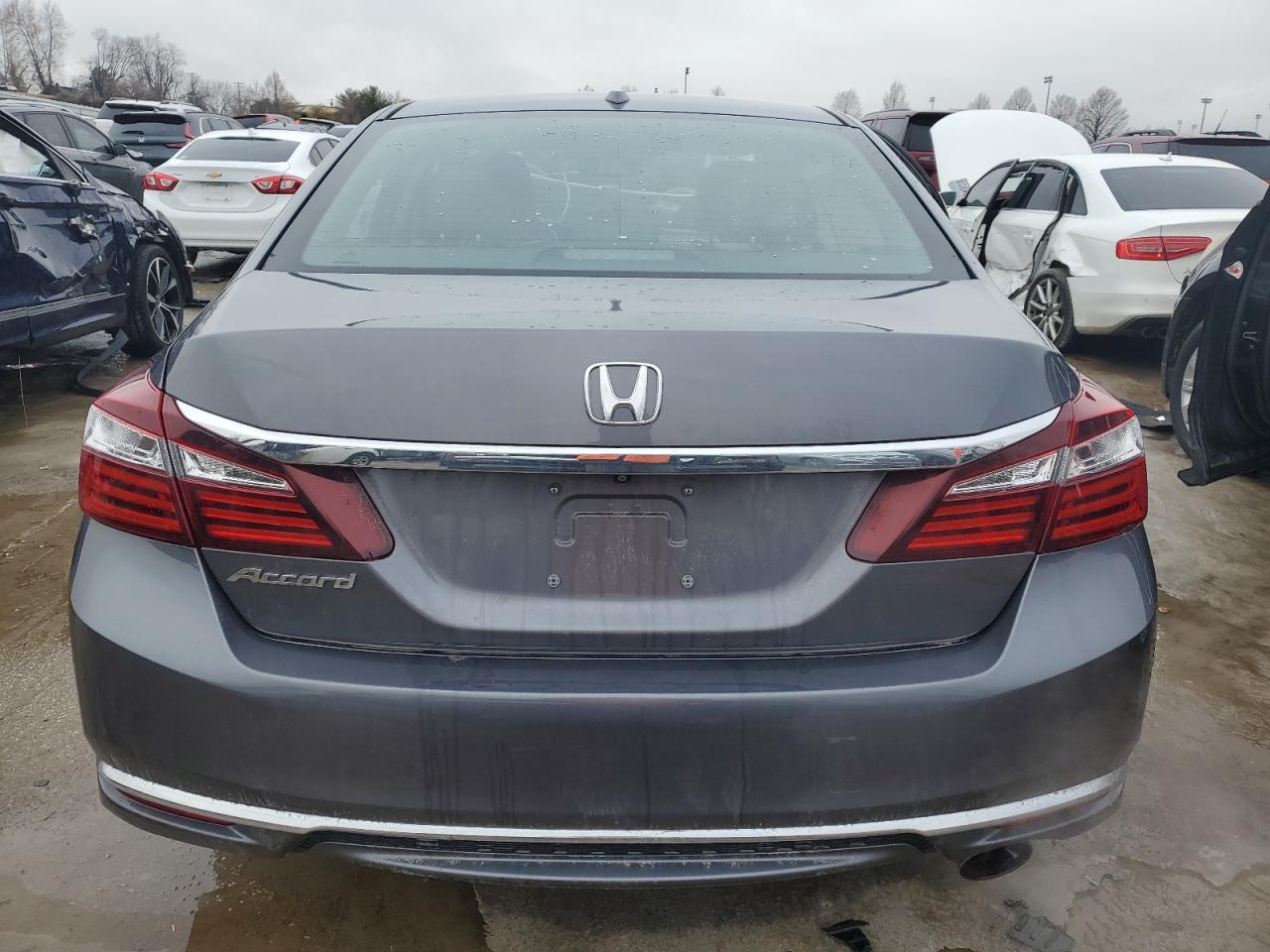 Photo 5 VIN: 1HGCR2F89HA074813 - HONDA ACCORD 