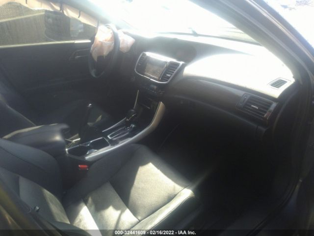 Photo 4 VIN: 1HGCR2F89HA103193 - HONDA ACCORD SEDAN 