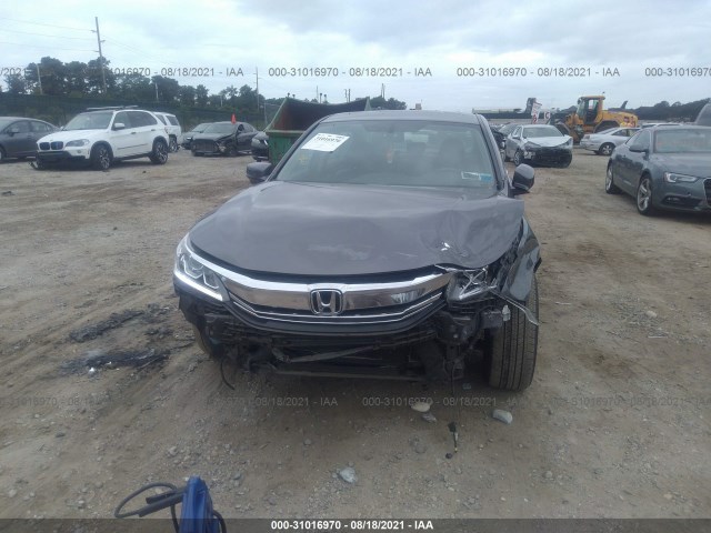 Photo 5 VIN: 1HGCR2F89HA108717 - HONDA ACCORD SEDAN 