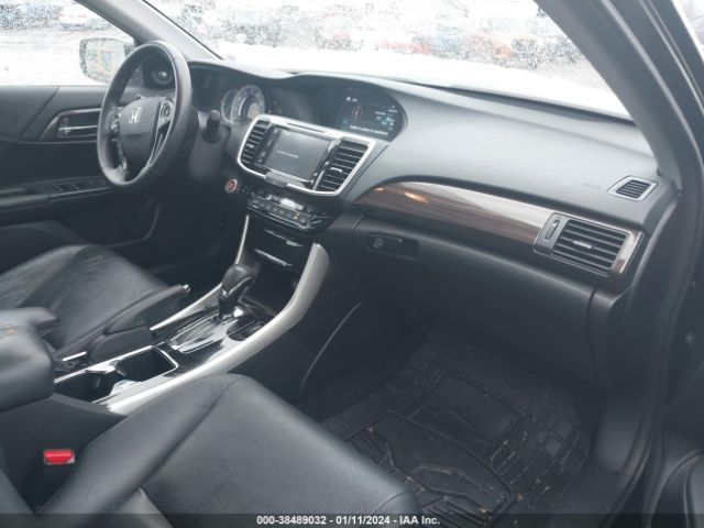 Photo 4 VIN: 1HGCR2F89HA147615 - HONDA ACCORD 