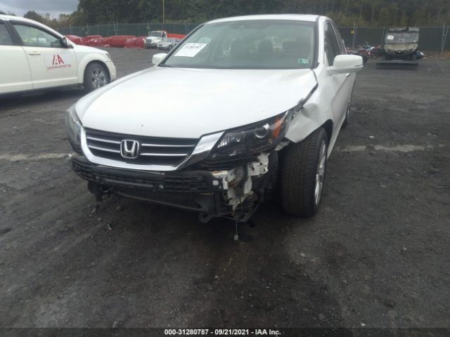 Photo 5 VIN: 1HGCR2F8XDA060218 - HONDA ACCORD SDN 