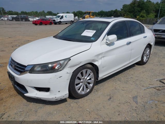 Photo 1 VIN: 1HGCR2F8XDA164627 - HONDA ACCORD 