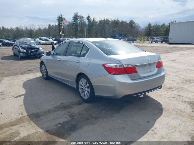 Photo 2 VIN: 1HGCR2F8XDA225152 - HONDA ACCORD 