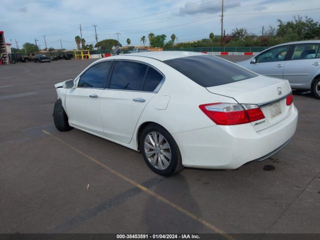 Photo 2 VIN: 1HGCR2F8XEA171224 - HONDA ACCORD 