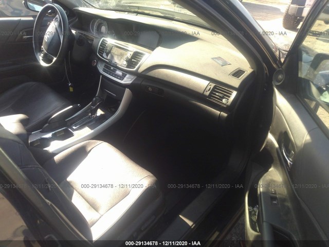 Photo 4 VIN: 1HGCR2F8XEA190632 - HONDA ACCORD SEDAN 