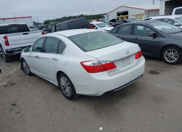 Photo 2 VIN: 1HGCR2F8XEA235908 - HONDA ACCORD 