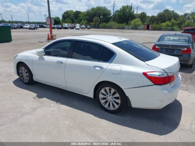 Photo 2 VIN: 1HGCR2F8XEA238467 - HONDA ACCORD 