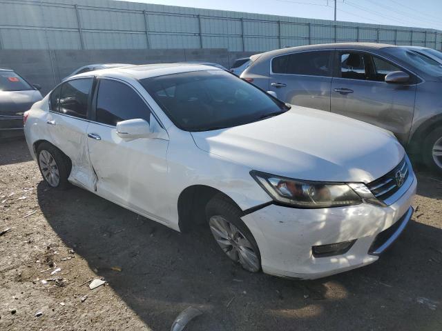 Photo 3 VIN: 1HGCR2F8XEA261800 - HONDA ACCORD EXL 