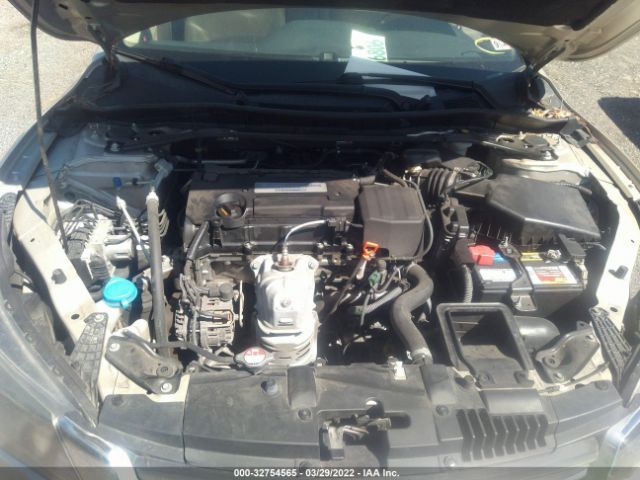 Photo 9 VIN: 1HGCR2F8XEA302958 - HONDA ACCORD SEDAN 