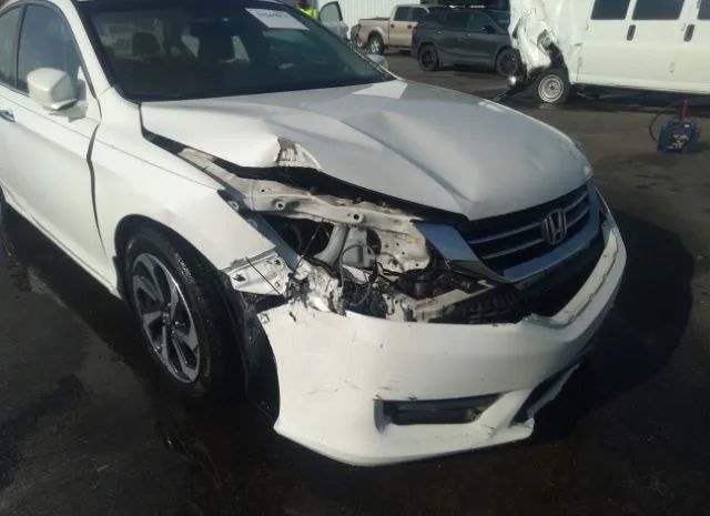 Photo 5 VIN: 1HGCR2F8XFA005481 - HONDA ACCORD SEDAN 