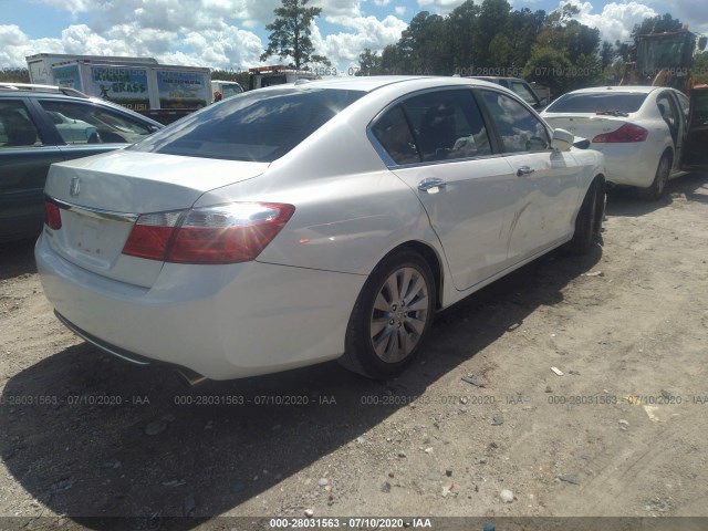 Photo 3 VIN: 1HGCR2F8XFA045320 - HONDA ACCORD SEDAN 