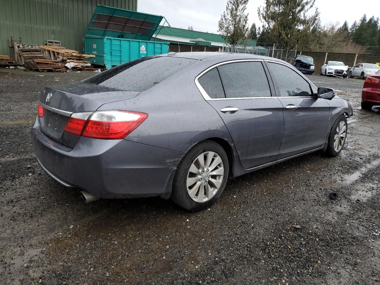 Photo 2 VIN: 1HGCR2F8XFA107542 - HONDA ACCORD 