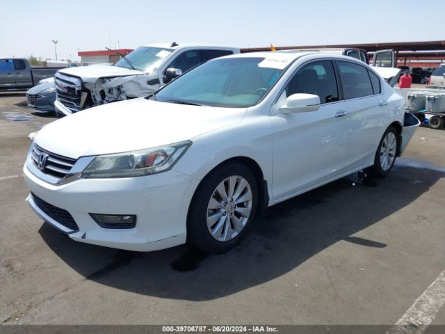 Photo 1 VIN: 1HGCR2F8XFA121067 - HONDA ACCORD 