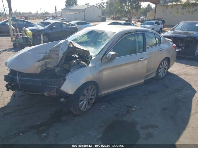 Photo 1 VIN: 1HGCR2F8XFA121831 - HONDA ACCORD 