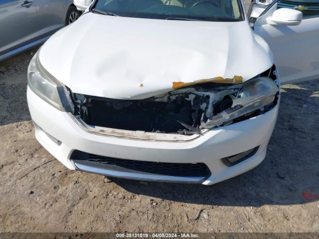 Photo 5 VIN: 1HGCR2F8XFA143392 - HONDA ACCORD 