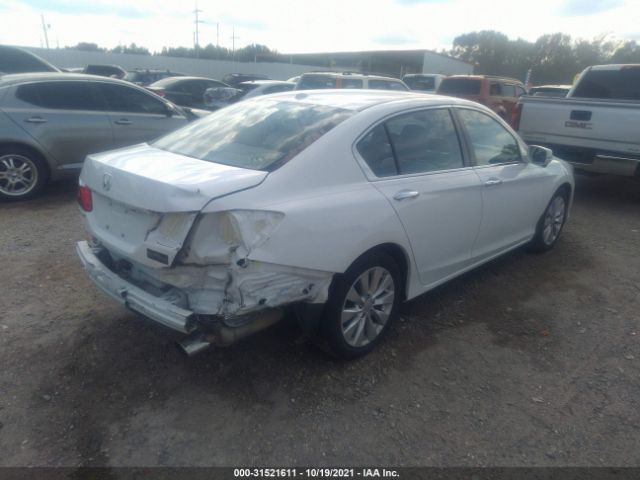 Photo 3 VIN: 1HGCR2F8XFA256615 - HONDA ACCORD SEDAN 