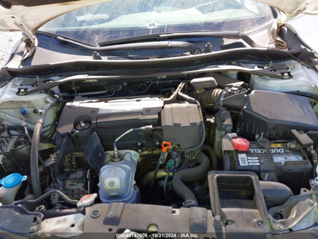 Photo 9 VIN: 1HGCR2F8XFA266433 - HONDA ACCORD 