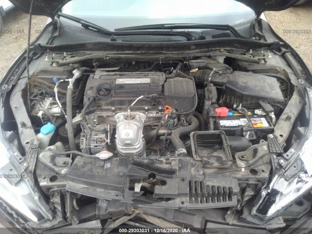 Photo 9 VIN: 1HGCR2F8XGA011055 - HONDA ACCORD SEDAN 