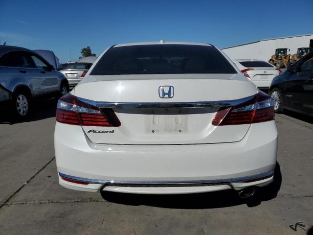 Photo 5 VIN: 1HGCR2F8XGA022573 - HONDA ACCORD 